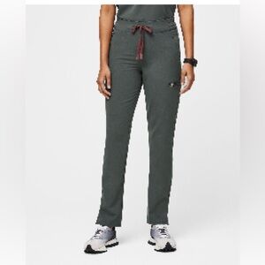Figs Evans Skinny scrub pants